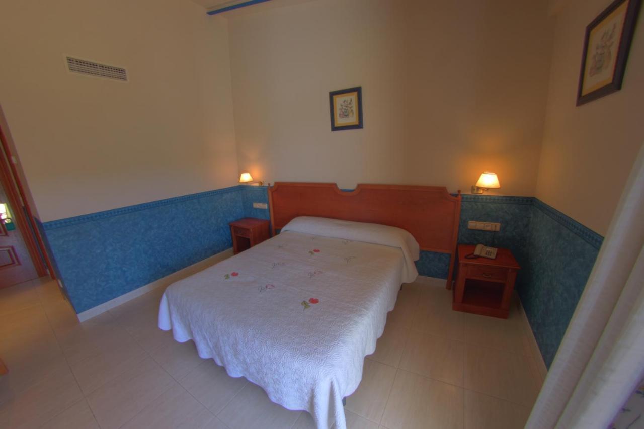 Hotel Avenida Beas de Segura Luaran gambar