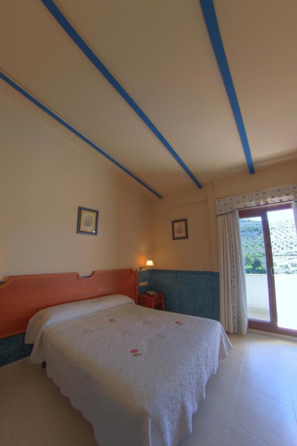 Hotel Avenida Beas de Segura Luaran gambar