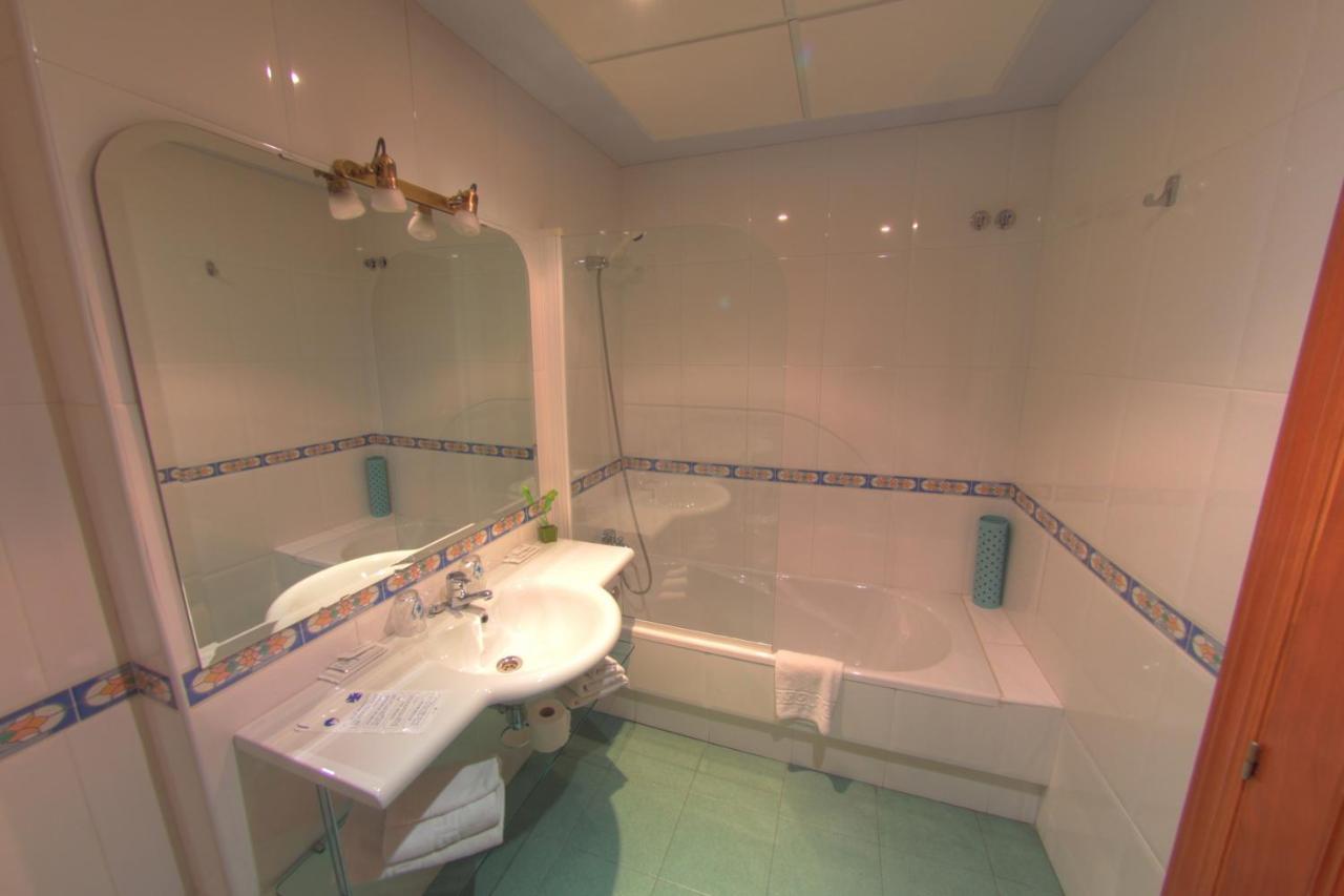Hotel Avenida Beas de Segura Luaran gambar