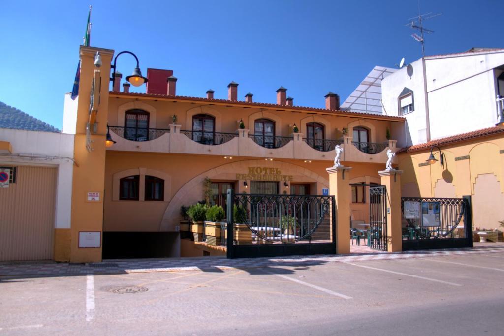 Hotel Avenida Beas de Segura Luaran gambar