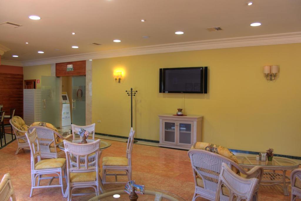 Hotel Avenida Beas de Segura Luaran gambar